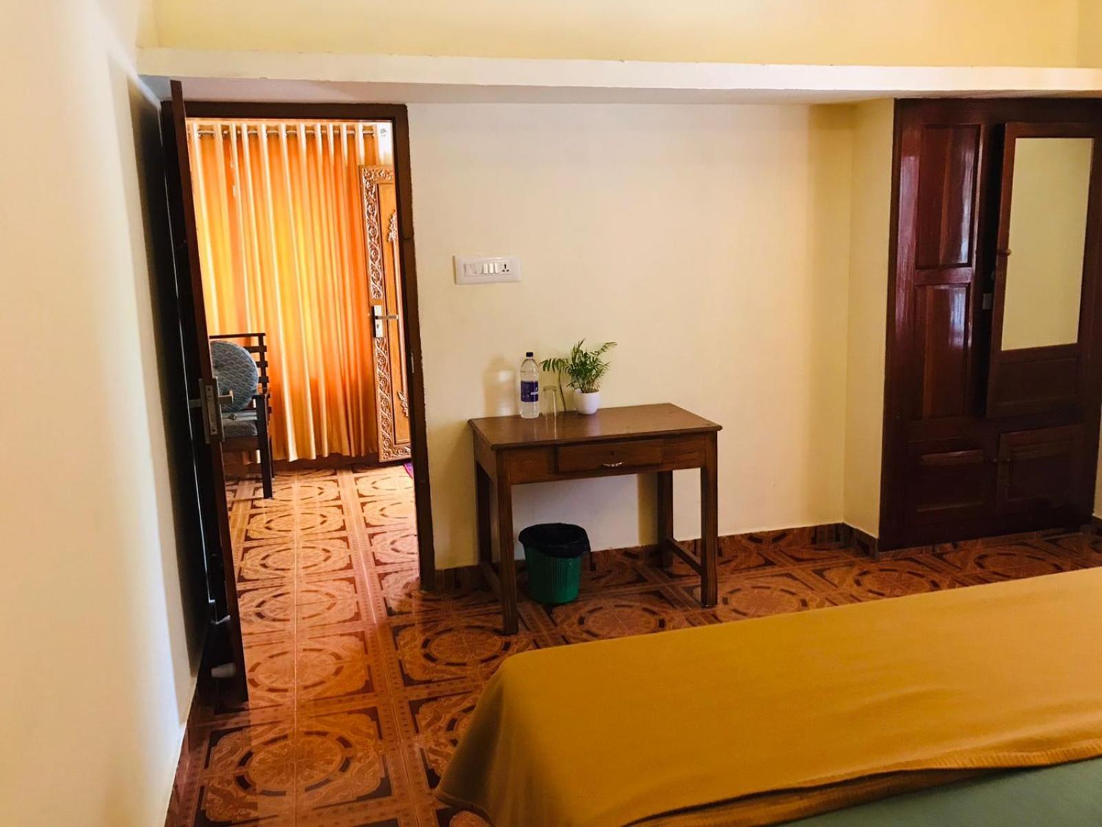 Bed and Breakfast Lavender Residency à Varkala Extérieur photo
